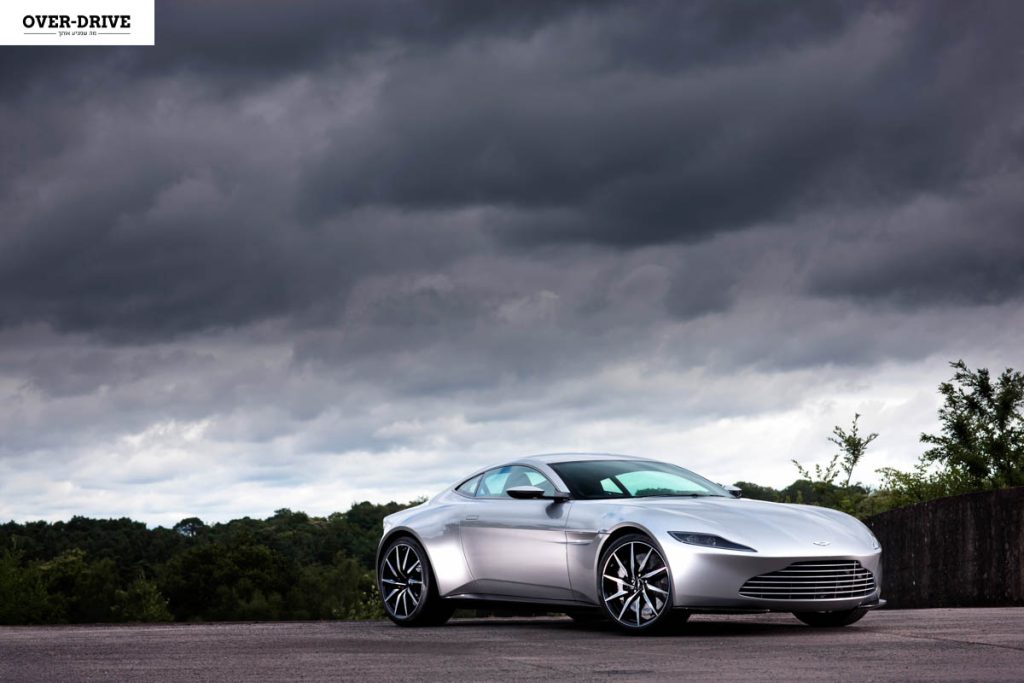 אסטון מרטין DB10