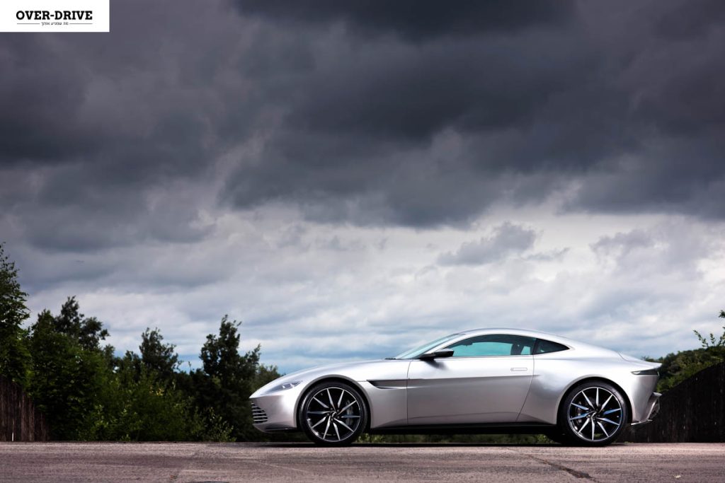 אסטון מרטין DB10. יש לבונד טעם טוב