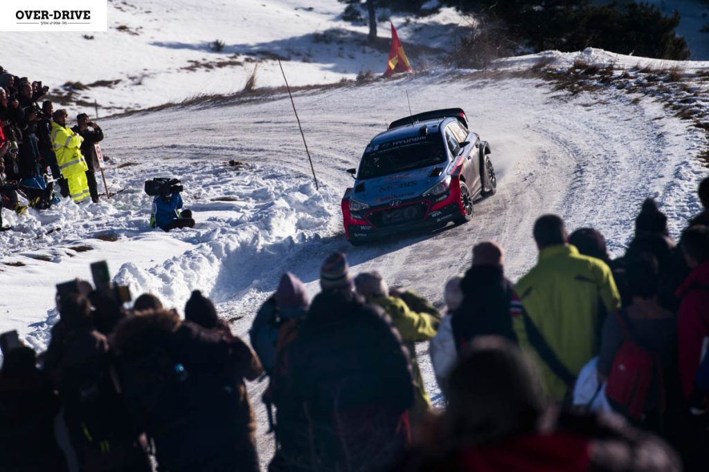 בעיות בתיבת ההילוכים הפריעו לנוביל לסגור על מיקלסן