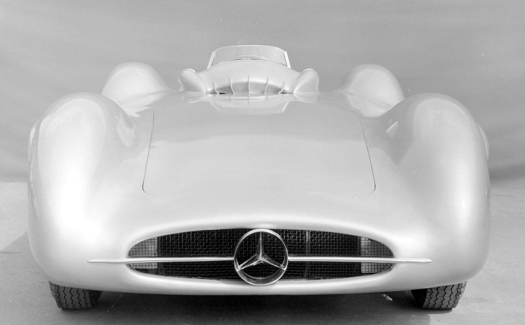 נטייה לתת-היגוי.