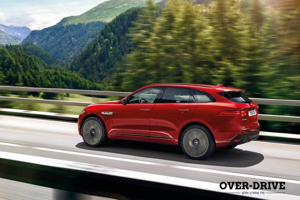Jaguar-F-Pace-2017-1600-74