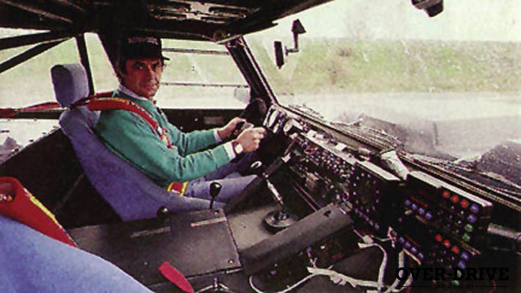 סנדרו מונארי בגרסת הראלי של ה-LM002