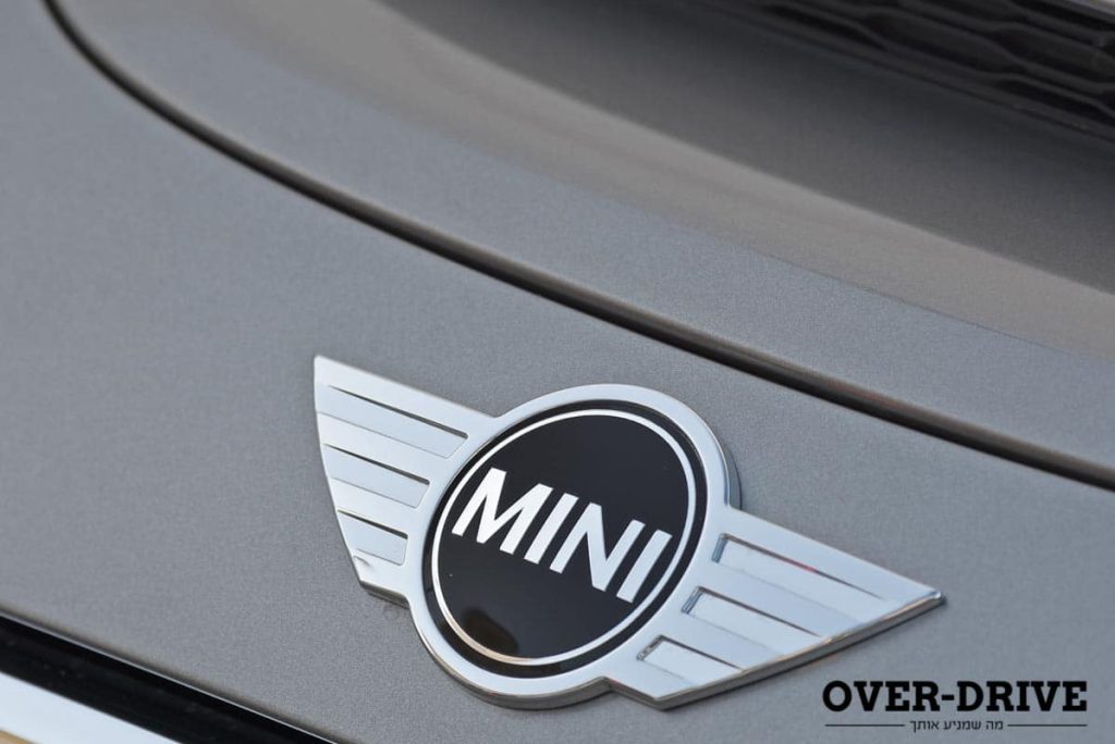 מיני קופר S קבריו