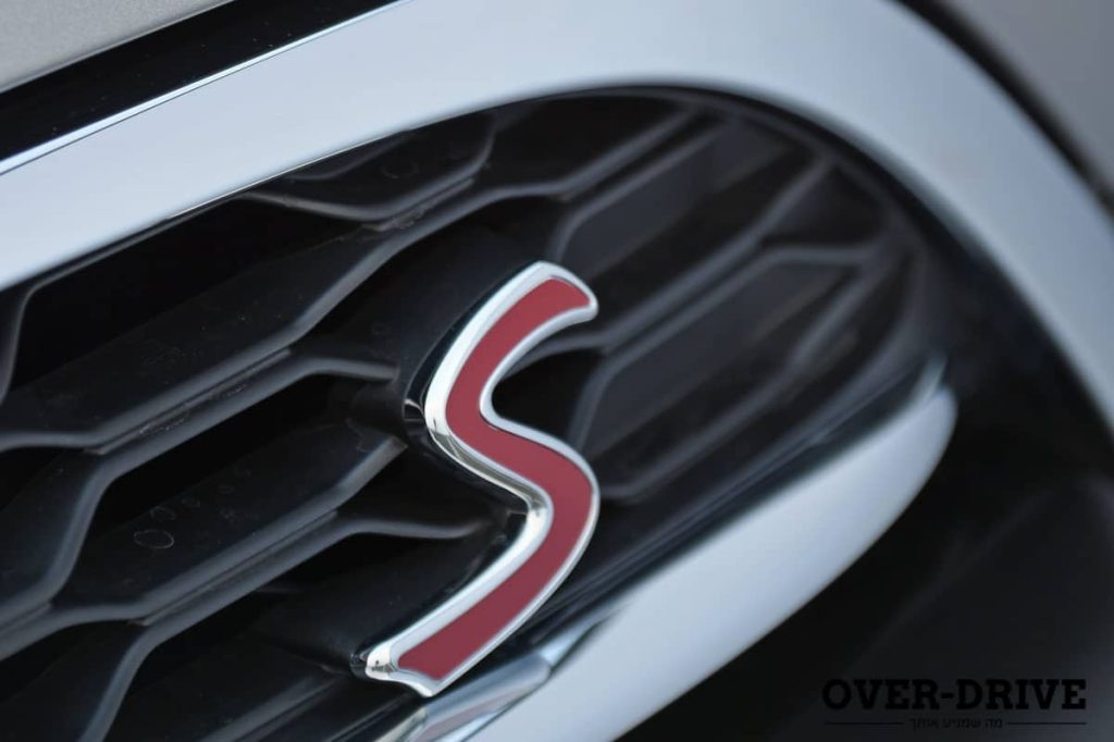 מיני קופר S קבריו