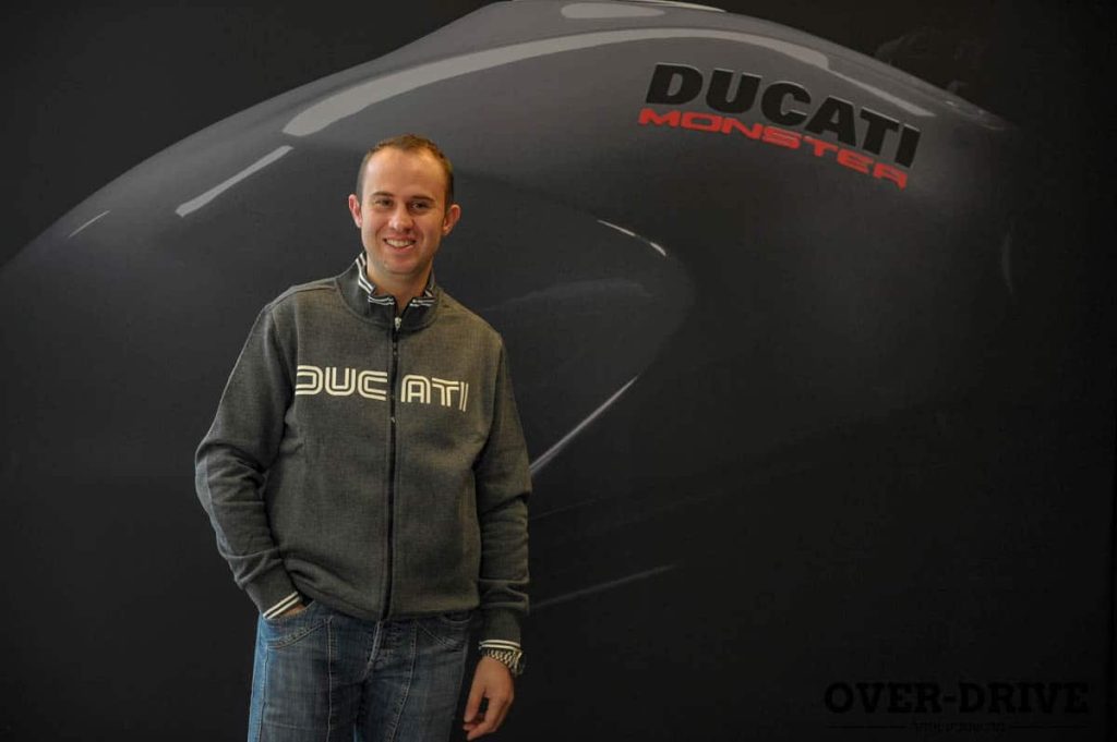 דוקאטי מונסטר 1200S