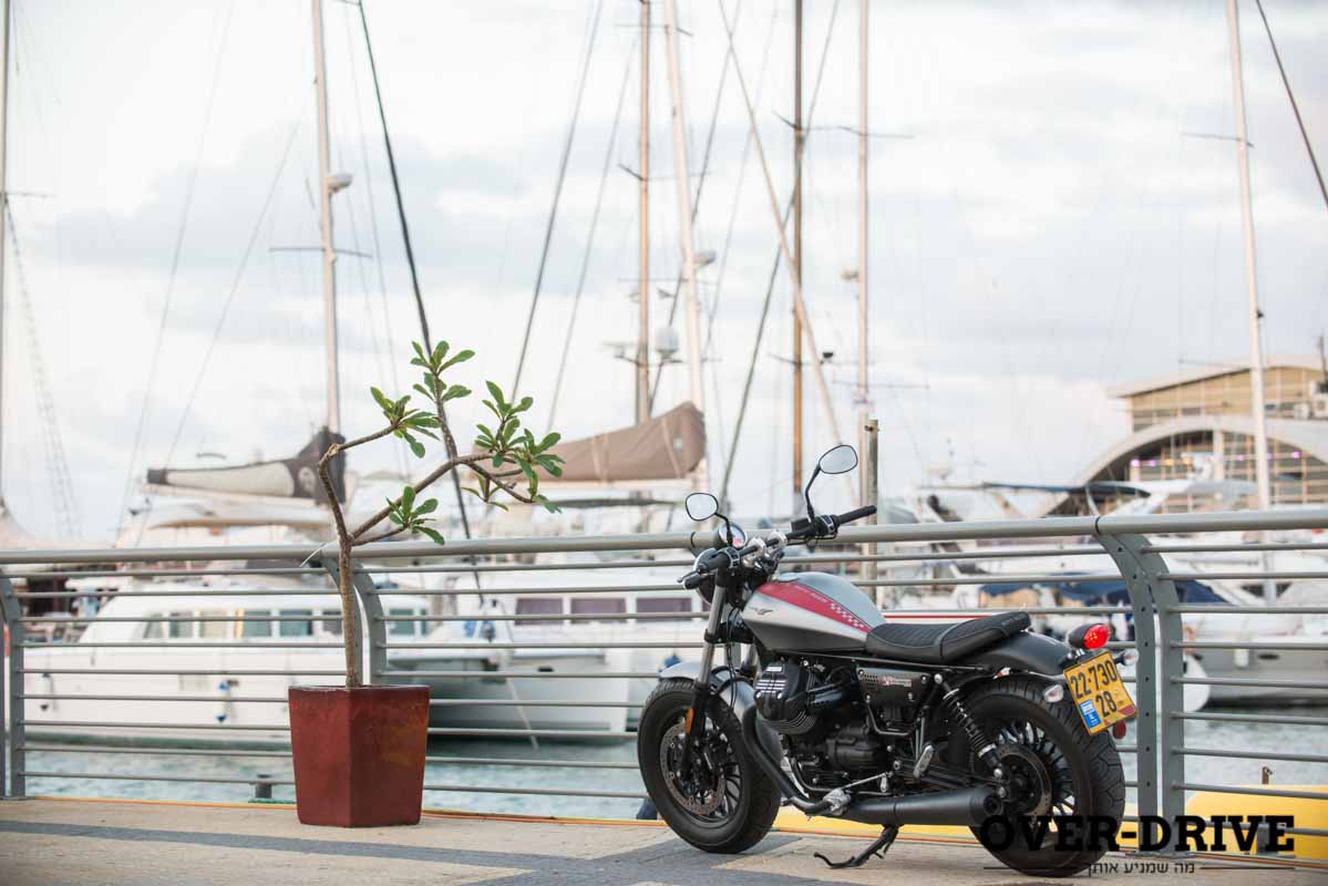 מוטו-גוצי V9 בובר