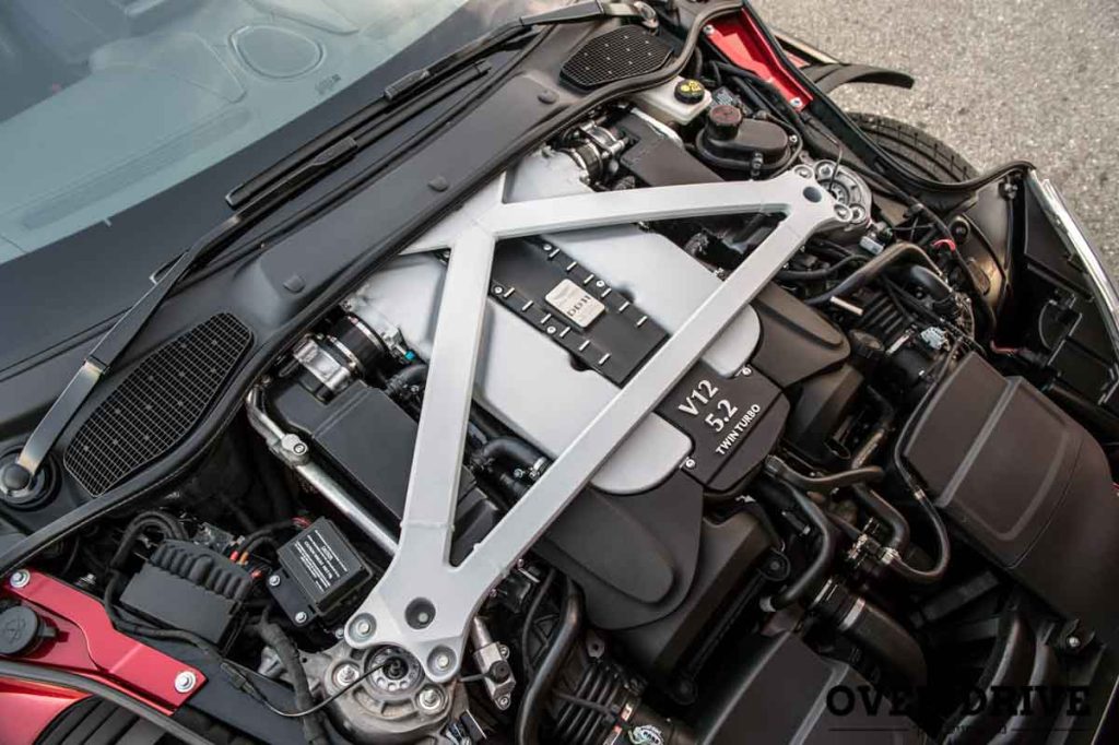 אסטון מרטין DB11