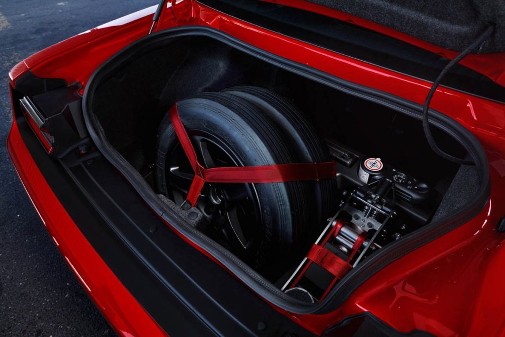 דודג' צ'אלנג'ר SRT דמון