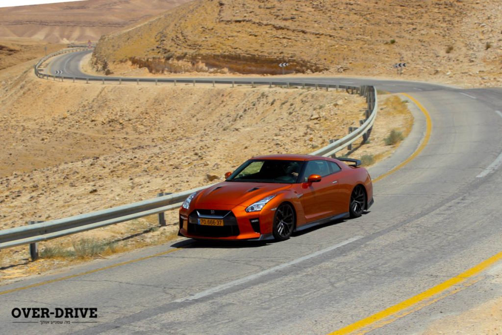 ניסאן GTR
