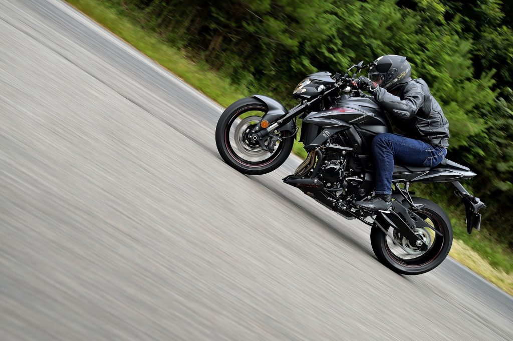 סוזוקי GSX-S750