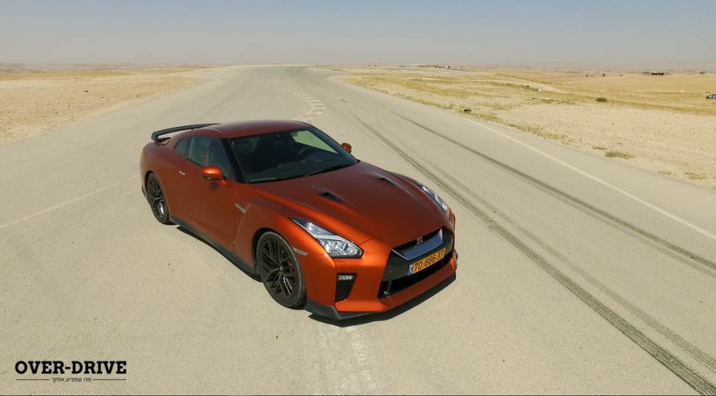 ניסאן GTR