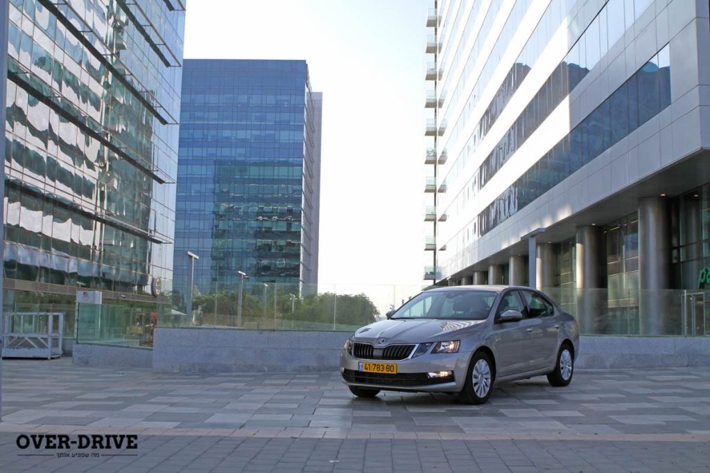 סקודה אוקטביה