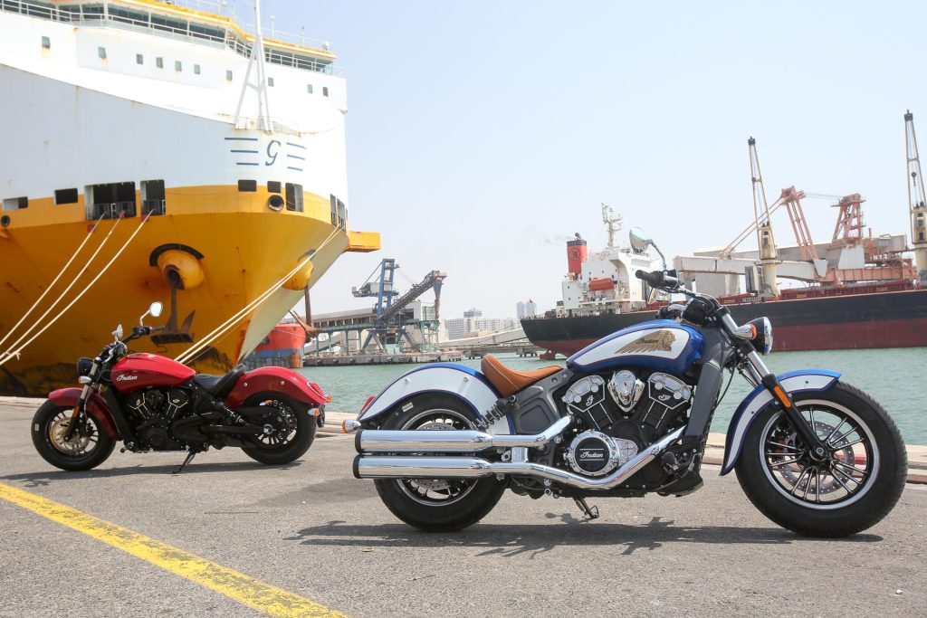 אינדיאנים ראשונים בנמל אשדוד