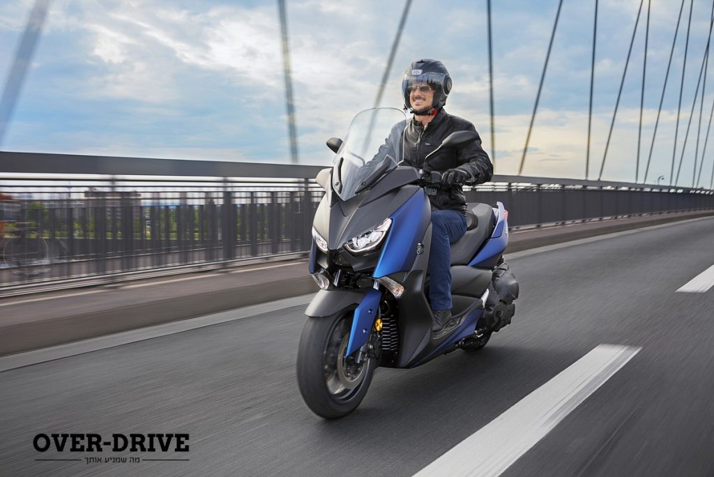 ימאהה X-MAX 400