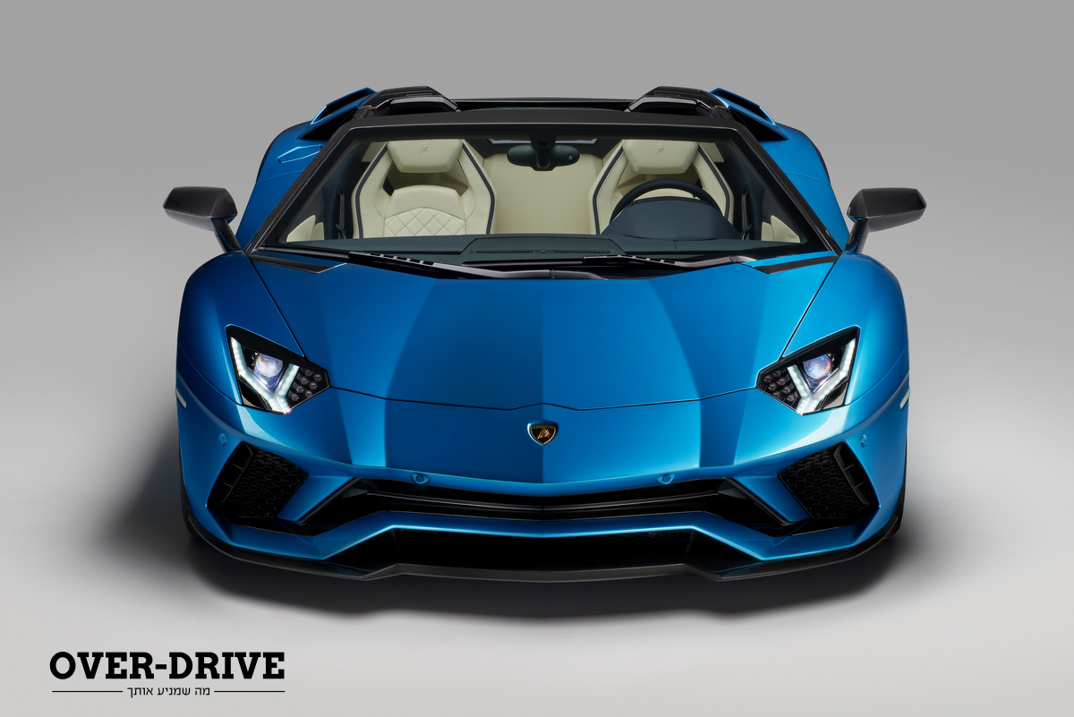 למבורגיני אוונטדור S רודסטר