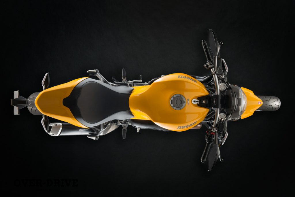 דוקאטי מונסטר 821