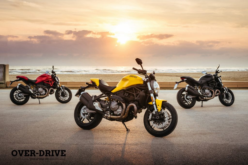 דוקאטי מונסטר 821