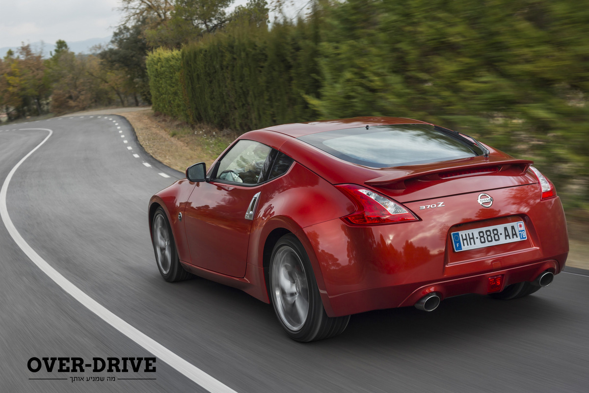 ניסאן 370Z