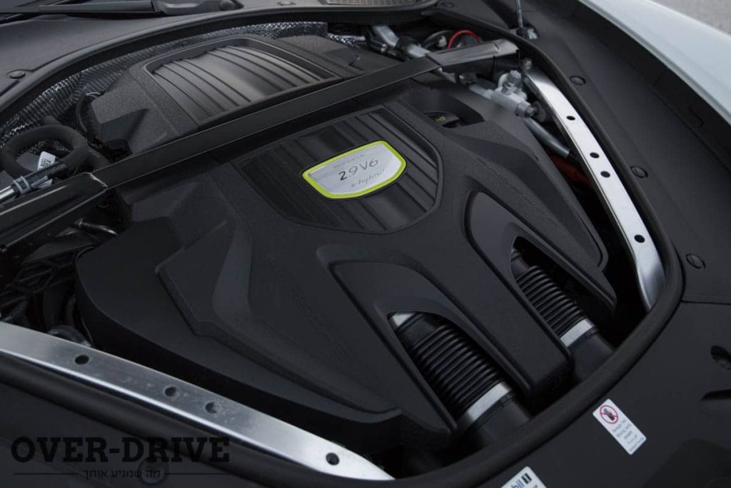 פורשה פנמרה ספורט טוריזמו