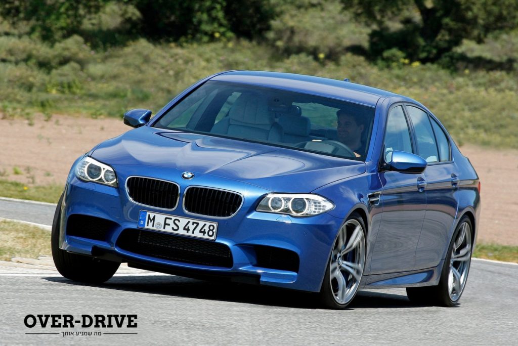 ב.מ.וו M5 דורות