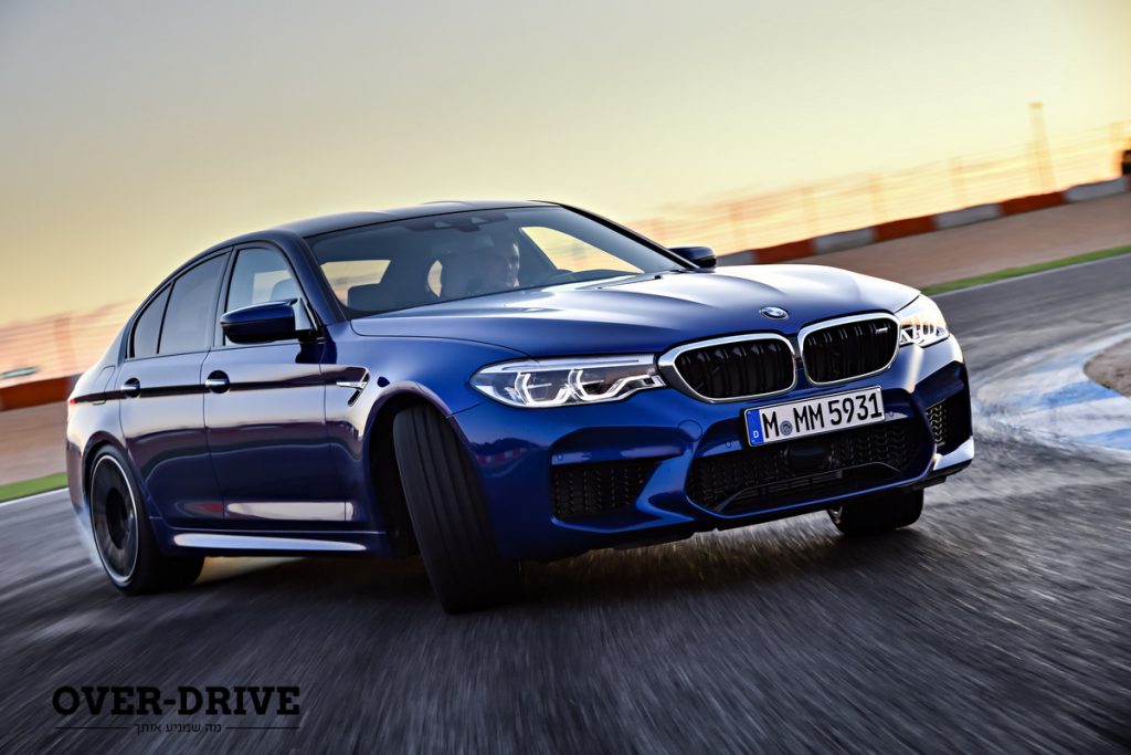 ב.מ.וו M5 דורות