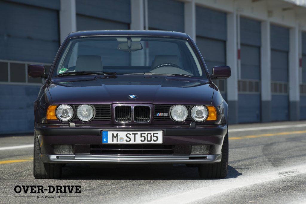 ב.מ.וו M5 דורות