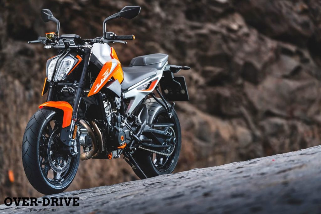 ק.ט.מ דיוק 790