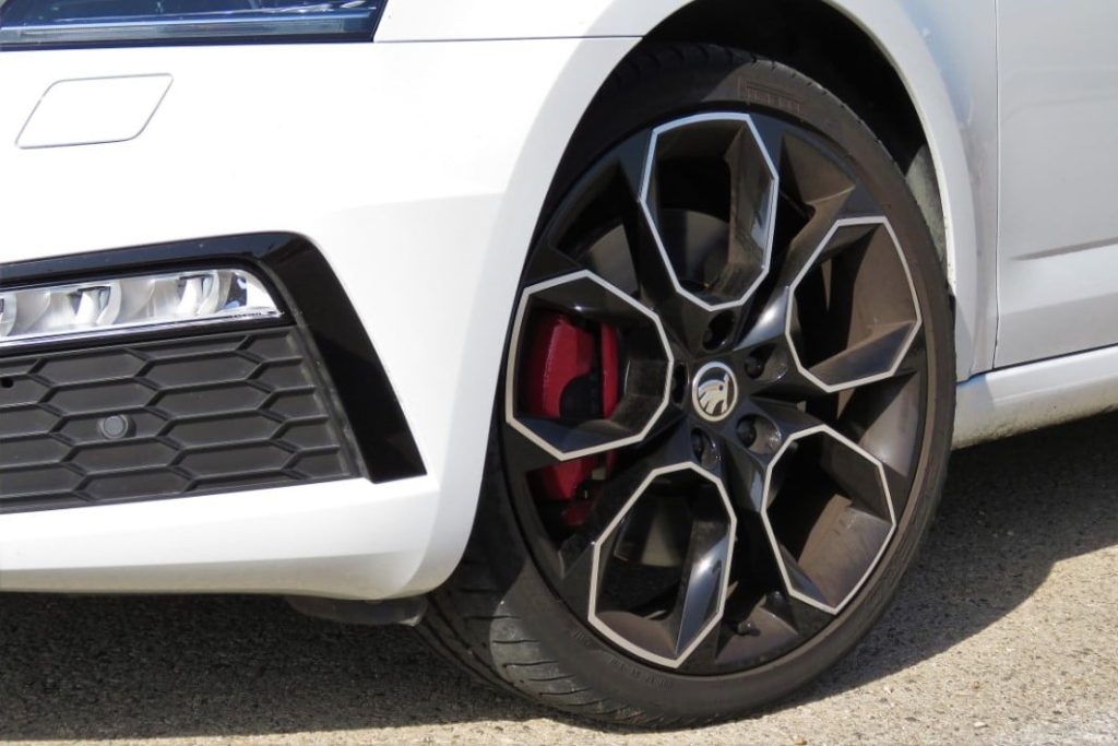 סקודה אוקטביה RS