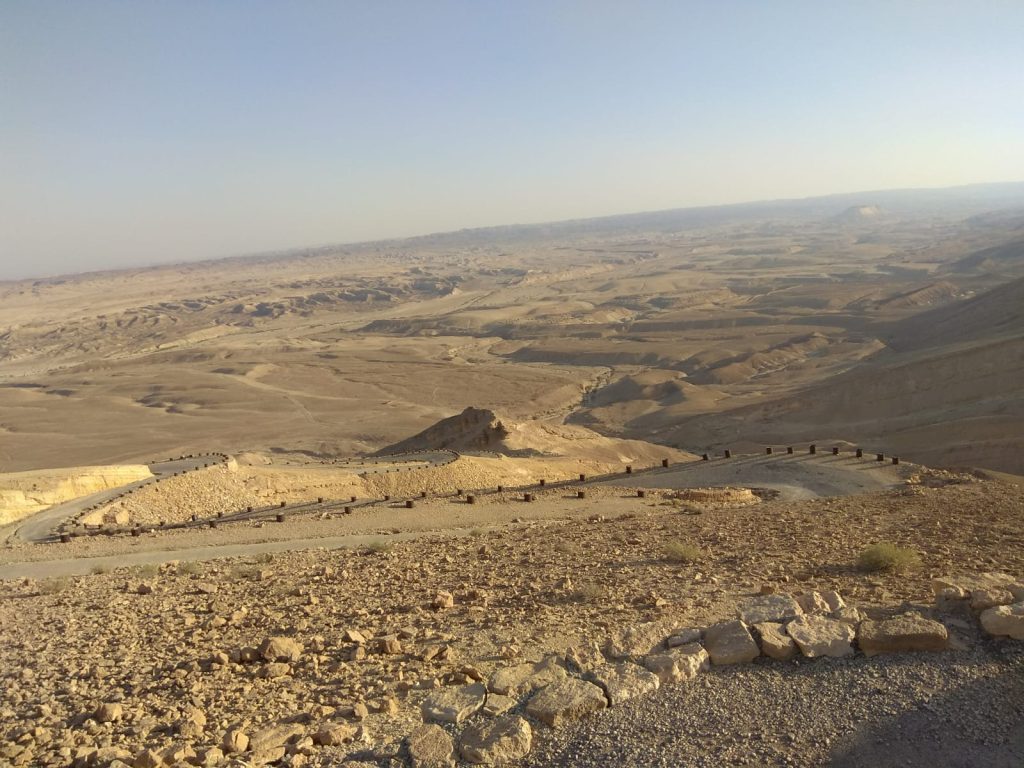 אוברדרייב בדרכים: עדכון ממעלה העקרבים