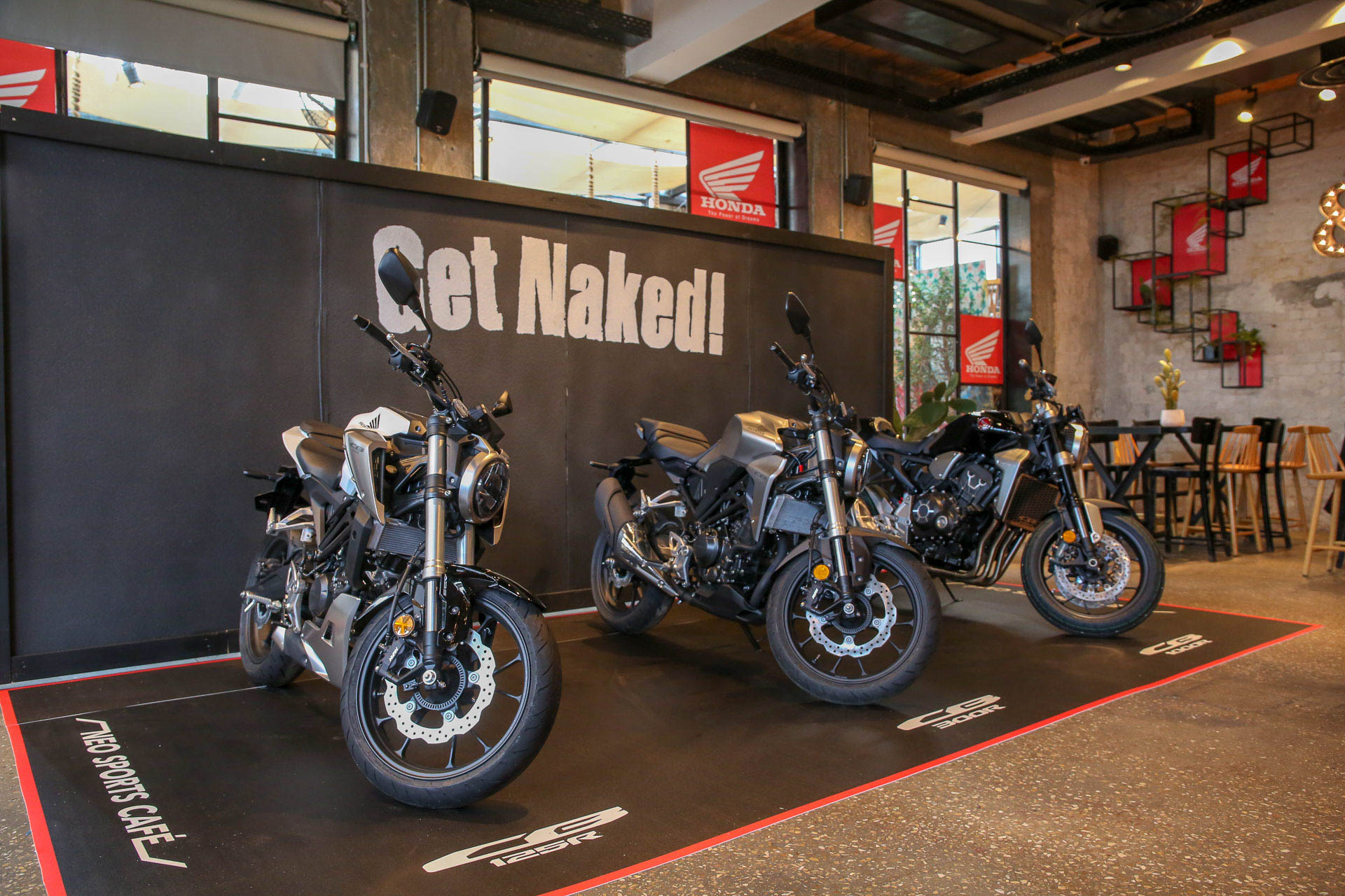 סדרת הניאו-נייקד החדשה של הונדה