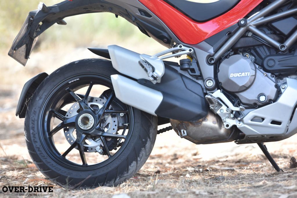 ב.מ.וו S 1000 XR מול דוקאטי מולטיסרדה 1260