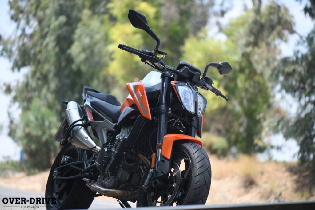 ק.ט.מ דיוק 790