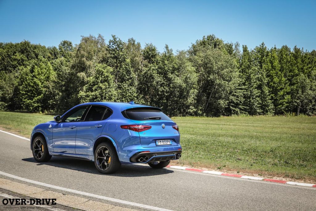 אלפא-רומיאו סטלביו קוואדרופוליו