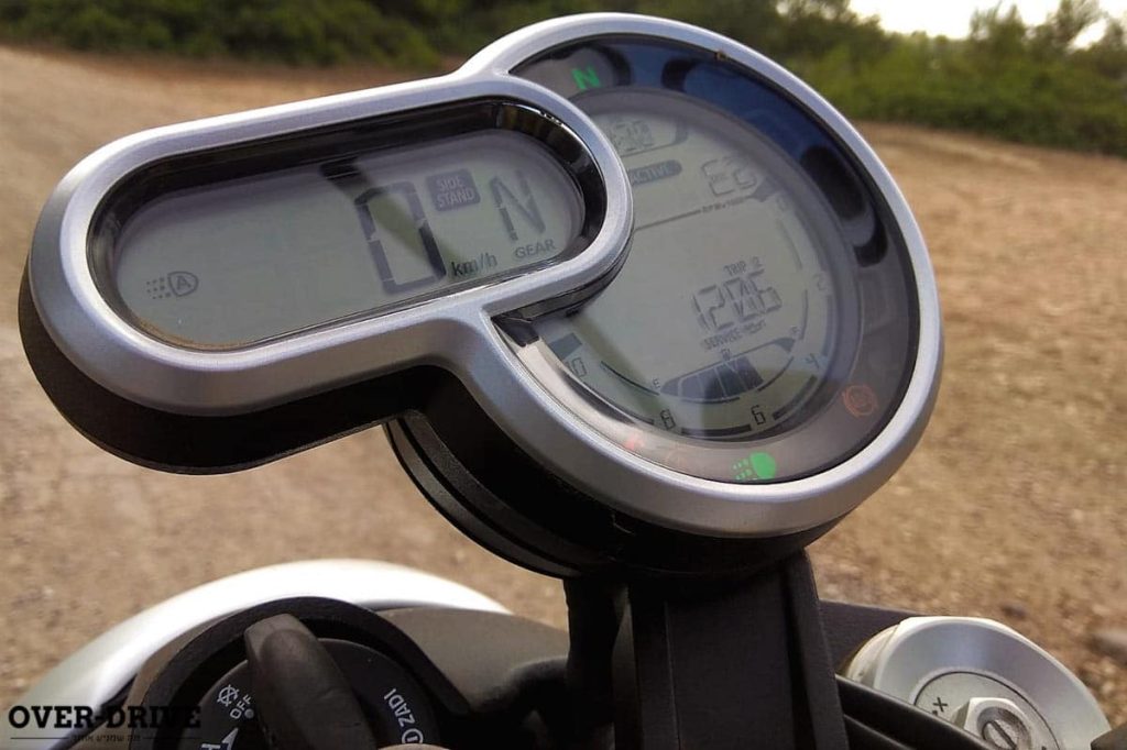 דוקאטי סקרמבלר 1,100