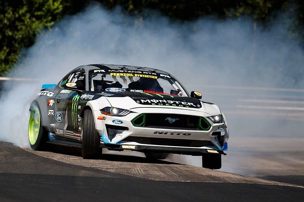 צפו: 900 כ"ס ודריפטים לכל אורכו של הנורבורגרינג