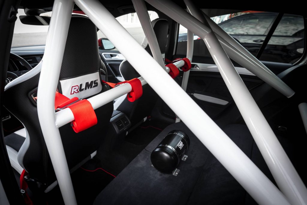 APR מציגה: גולף R על סטרואידים