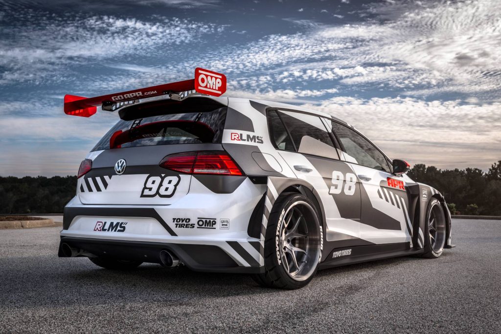 APR מציגה: גולף R על סטרואידים