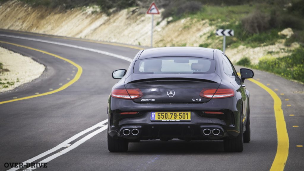 מרצדס C43 AMG קופה במבחן: בזכות עצמה