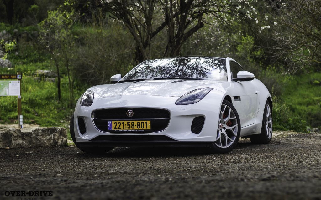 נהיגה ראשונה: יגואר F-טייפ 2.0 ל'