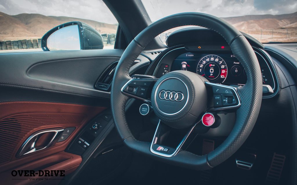 אודי R8