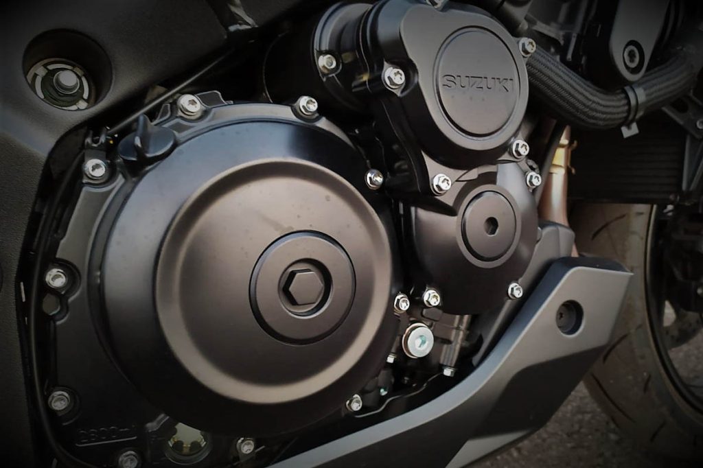 סוזוקי קאטאנה: שלוש מערכות