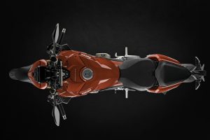 דוקאטי סטריטפייטר V4