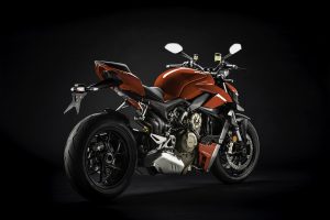 דוקאטי סטריטפייטר V4