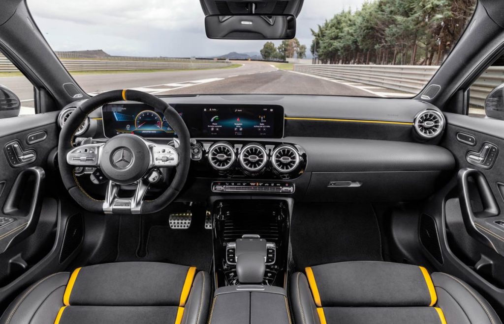 מרצדס A45 S AMG