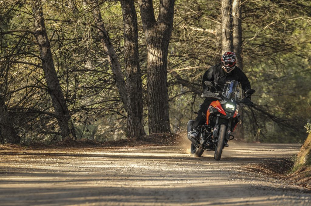 סוזוקי וי-סטרום 1050