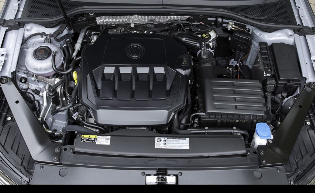 פולקסוואגן פאסאט (נהיגה ראשונה): סולידית