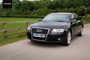 אודי A8 (דור D3)