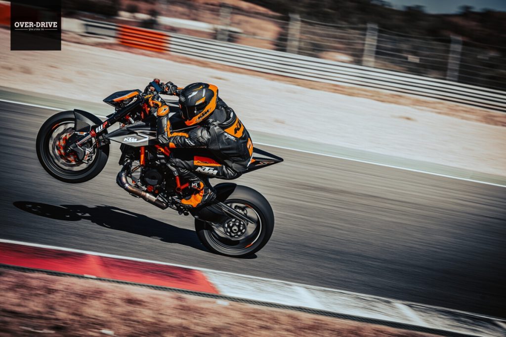 ק.ט.מ 1290 סופר דיוק RR