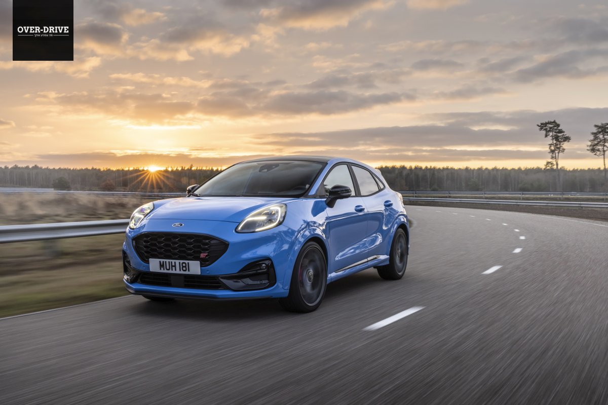 פורד פומה ST