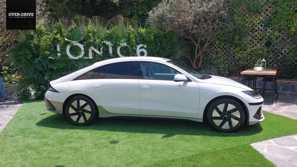 יונדאי איוניק 6